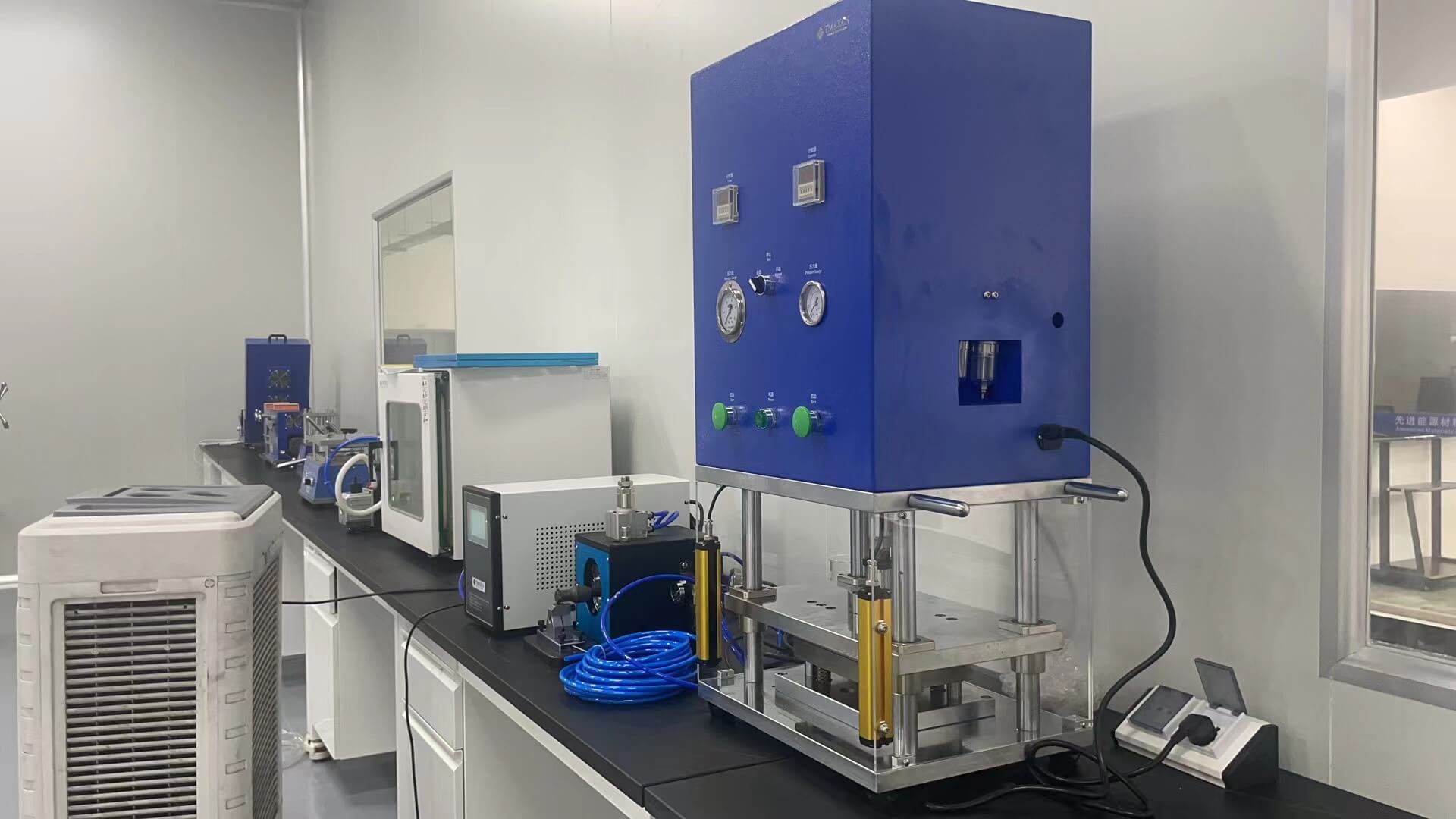 O Instituto de Materiais de Ningbo e a Academia Chinesa de Ciências adquiriram um lote de equipamentos da TMAX
